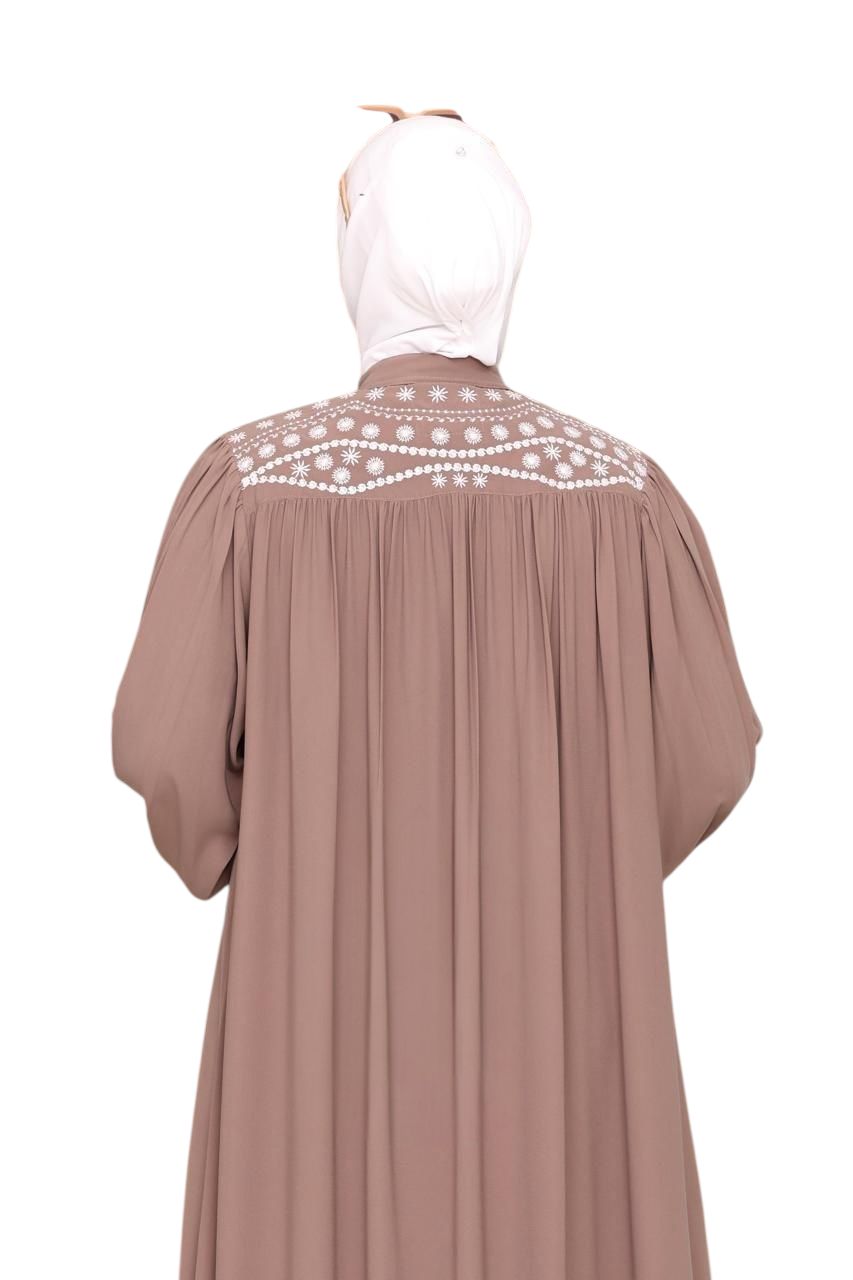 Yaqoot Embroidered Saudi Crepe Abaya